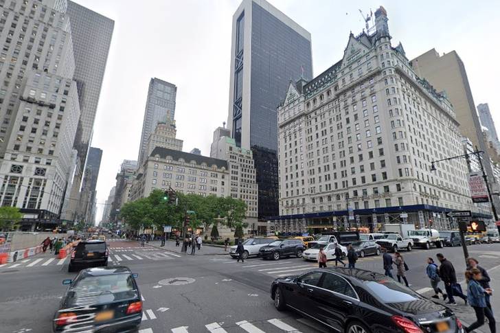 Google Street View image of 59th Street and 5th Avenue in Manhattan, with Plaza Hotel on the right